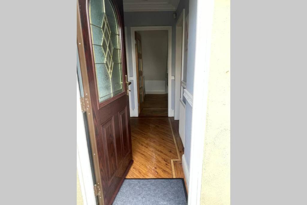 فيلا Detached Bungalow II Big Garden II Pet Friendly Hednesford المظهر الخارجي الصورة