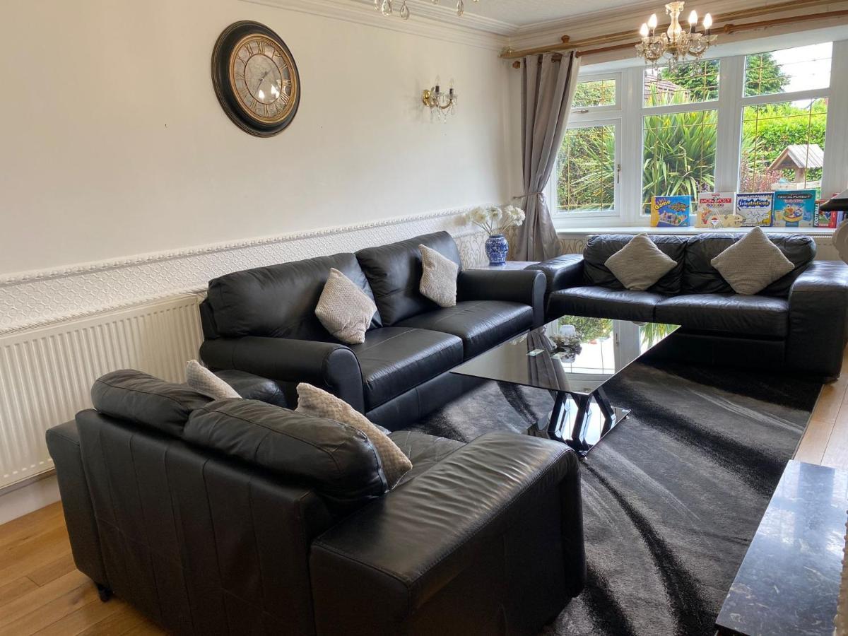 فيلا Detached Bungalow II Big Garden II Pet Friendly Hednesford المظهر الخارجي الصورة